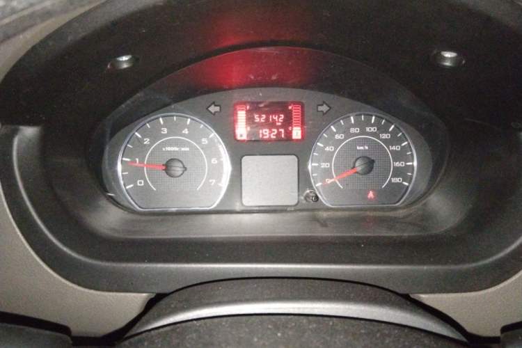 Used Wuling Rongguang V 2018 1.5L Practical Version Instrument Cluster