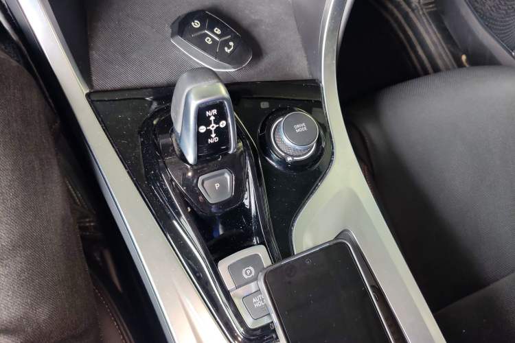 Used Lynk & Co 01 2019 2.0T Four-Wheel Drive Genie Pro Version China V Emission Standard
