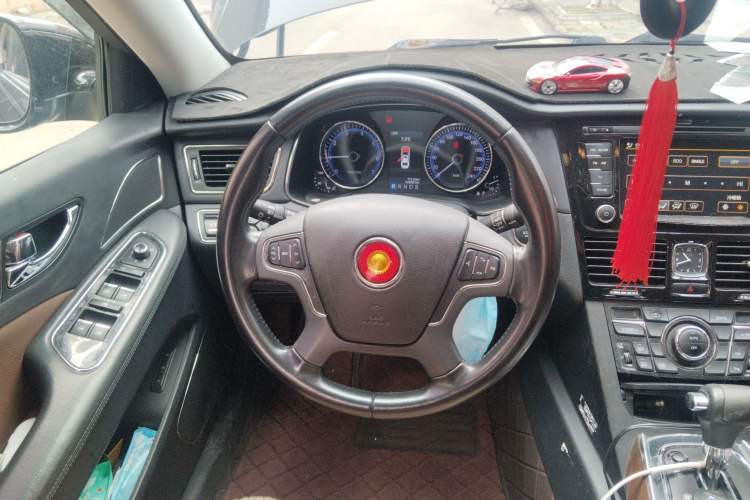 Used Hongqi H7 2015 2.0T Luxury Model
