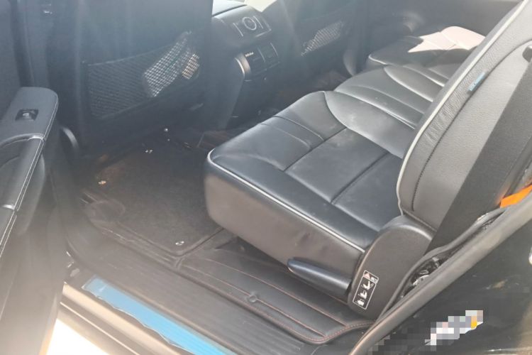 Used Mercedes-Benz R-Class 2017 R 320 4MATIC Business Edition Prestige Model Left Rear Seat