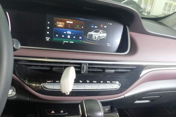 Used GAC Trumpchi M6 2023 PRO 270T DCT Luxury Edition