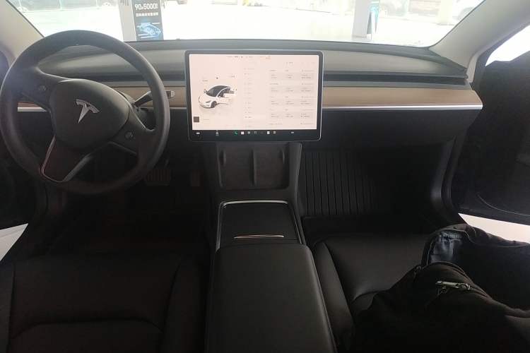 Used Tesla Model 3 2022 Rear-Wheel-Drive Version Audio And AC Panel