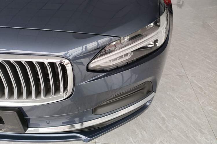 Used Volvo S90 2022 B5 Zhiyi Luxury Edition
