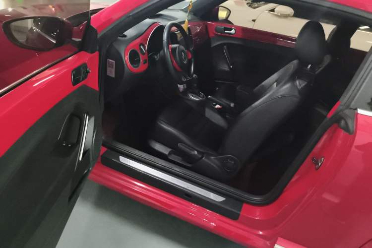 Used Volkswagen Beetle 2014 1.2TSI Fashion Edition Driver Seat