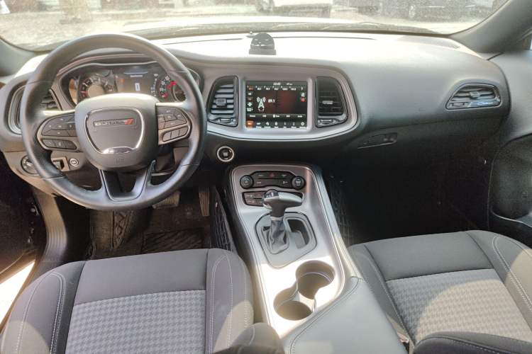 Used Dodge Challenger  Center Console