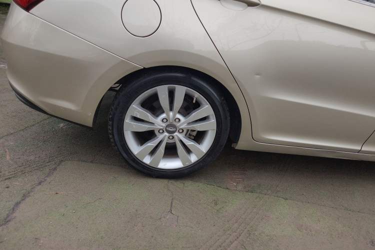 Used Chery Arrizo 5 2016 1.5L CVT Leading Edition
