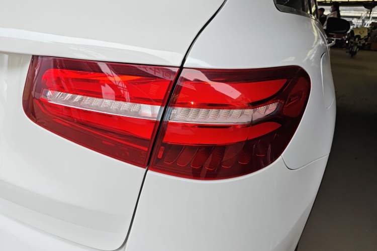 Used Mercedes-Benz GLC 2017 GLC 260 4MATIC Dynamic Edition