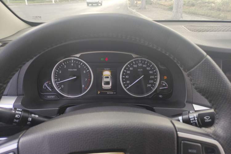 Used Geely Auto Emgrand GT 2015 2.4L Comfort Model
