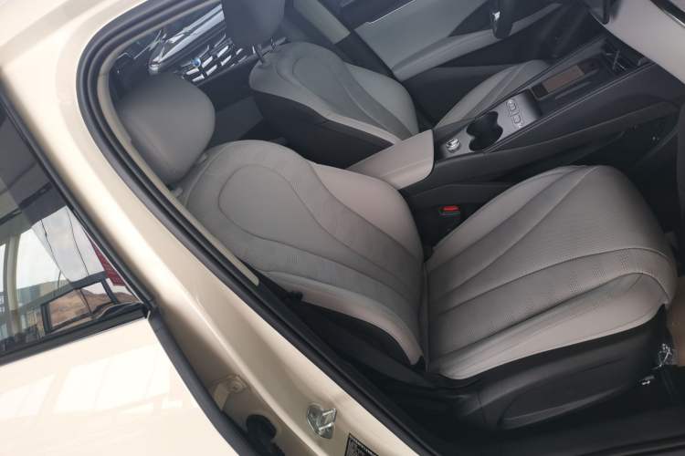 Used BYD Seal 06 DM-i Touring 2025 Model DM-i 150KM Deluxe Right Front Seat