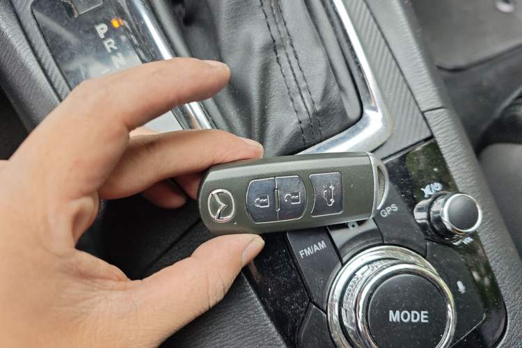 Used Mazda 3 Axela 2014 Sedan 1.5L Automatic Comfort Model Vehicle Key