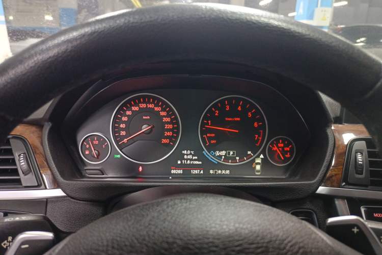 Used BMW 3 Series 2014 320Li Luxury Design Package