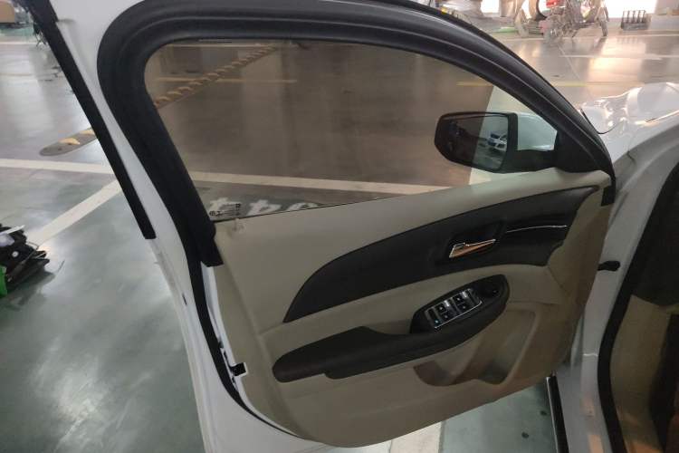 Used Chevrolet Malibu 2014 2.0L Automatic Comfort Edition