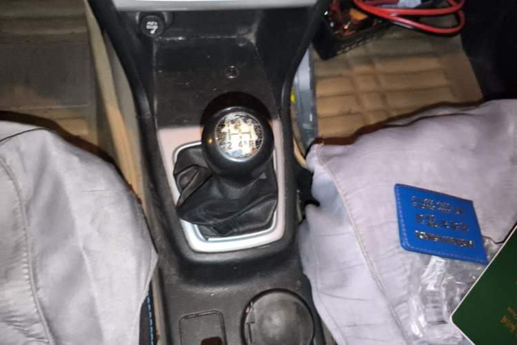 Used CHANGAN KAICHENG Ounuo S 2015 1.5L CNG Model Gear Lever