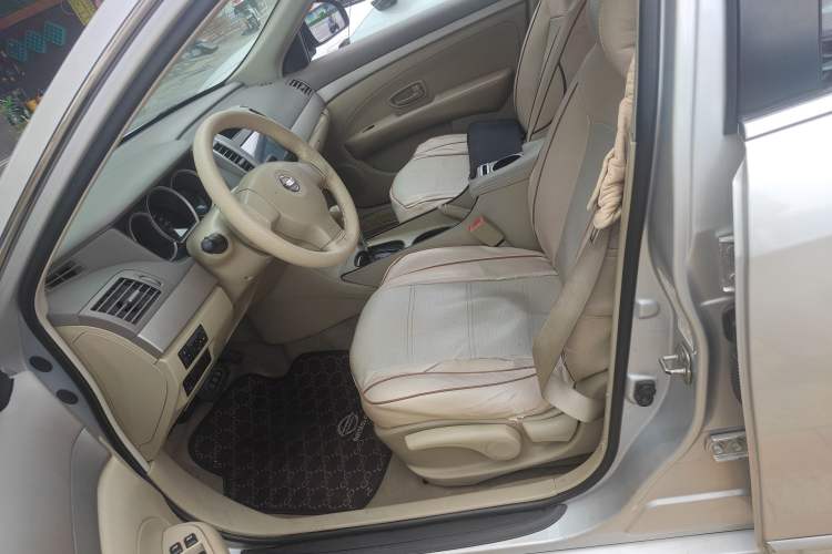 Used Nissan Sylphy 2019 Classic 1.6XE+ CVT SmartConnect Leading Edition Left Front Seat