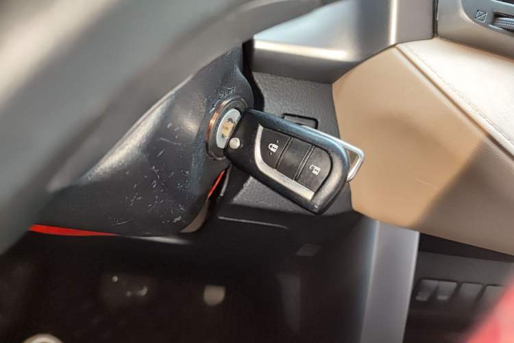 Used Toyota RAV4 2016 2.0L CVT Two-Wheel Drive Urban Edition China V Standard