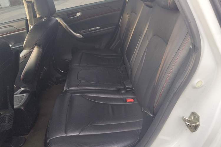 Used Haval H6 2014 Sport Version 1.5T Manual Two-Wheel Drive Elite Edition
