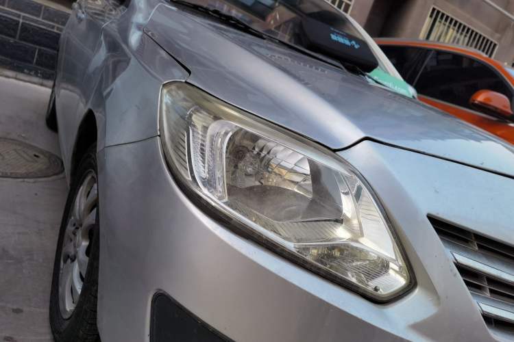 Used Changan Alsvin V3 2012 1.3L Manual Comfort Version China IV Standard