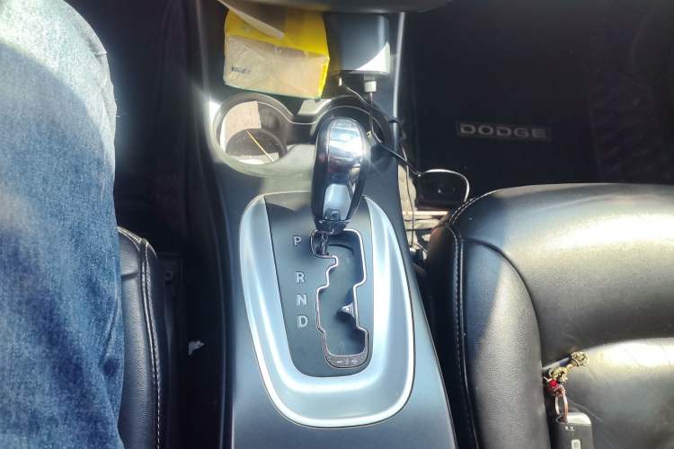 Used Dodge Journey 2013 2.4L Two-Wheel Drive Luxury Version