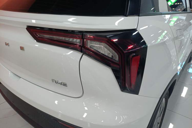 Used Geometry E Firefly 2024 301km Flowing Light