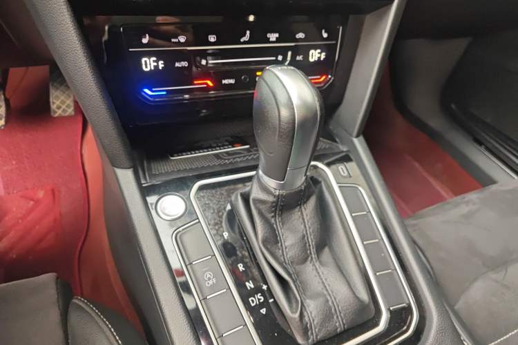 Used Volkswagen Magotan 2020 330TSI DSG Luxury Edition
