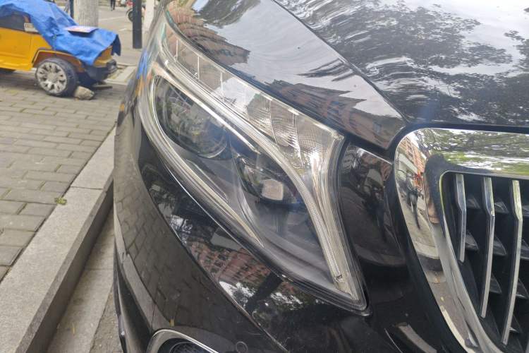 Used Mercedes-Benz Vito 2020 2.0T Business Version 7 Seats Right Front Headlight