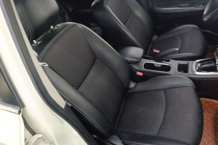 Used Nissan Tiida 2016 1.6L CVT Smart Drive Edition Right Front Seat