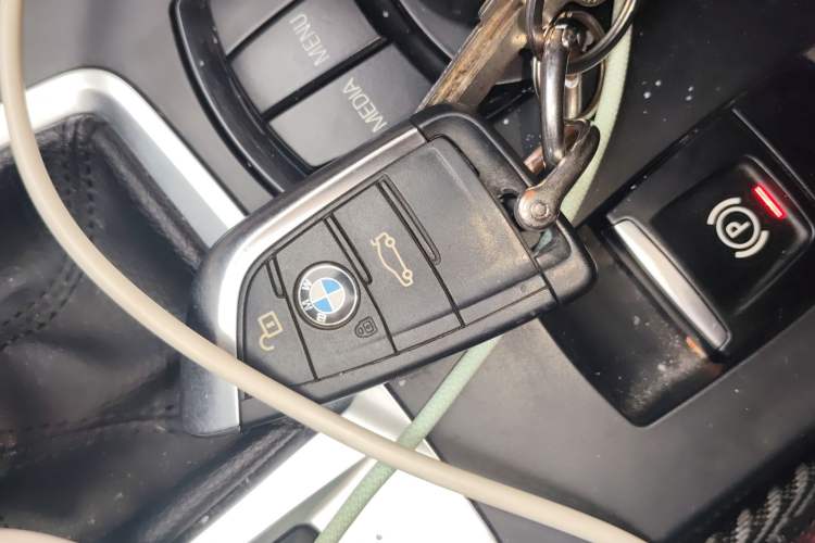 Used BMW 1 Series 2020 120i Fashion Model Vehicle Key