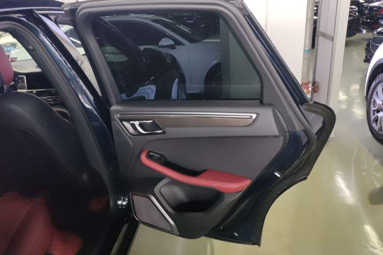 Used Porsche Macan 2022 Macan 2.0T
