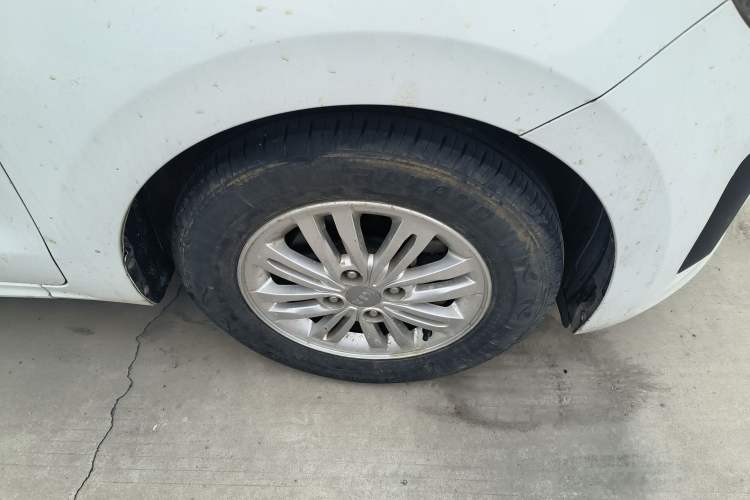 Used Kia Pegas 2019 1.4L Manual Value Edition (Compliant with National Emission Standard V) Right Front Wheel Hub