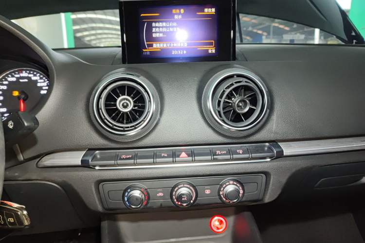 Used Audi A3 2016 Limousine 35 TFSI Prestige Edition