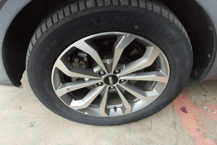 Used Wey VV6 2018 2.0T Two-Wheel Drive Flagship Version China V Standard