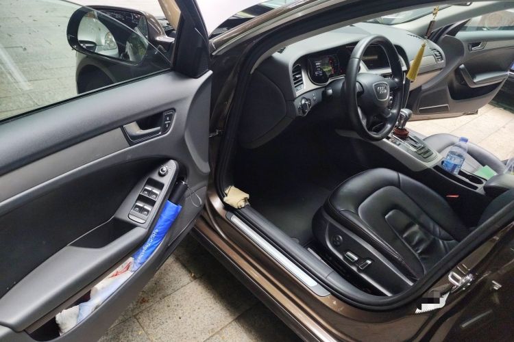 Used Audi A4L 2013 30 TFSI Automatic Comfort Model
