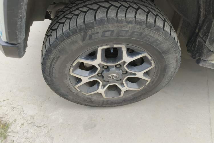 Used BAIC Off-Road BJ40 2019 PLUS 2.3T Automatic Four-Wheel Drive Premium Edition China VI Exterior 4