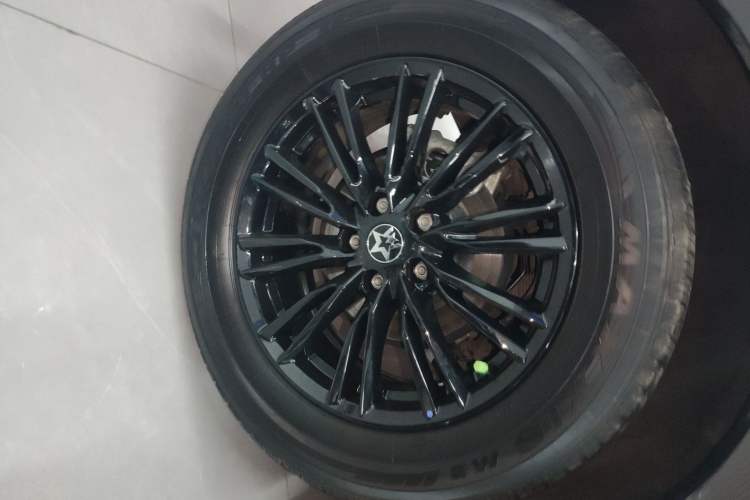 Used Venucia V 2021 260T Idol Edition
