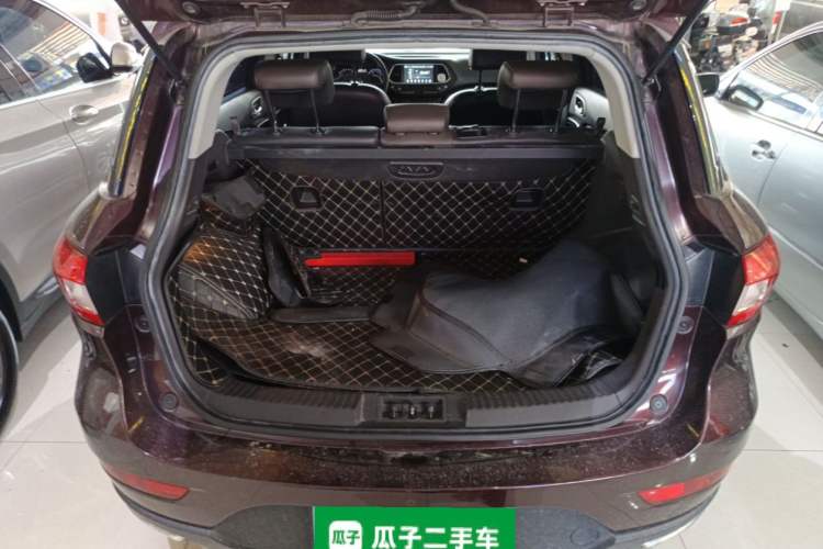 Used GAC Trumpchi GS4 2017 235T Automatic Two-Wheel Drive Luxury Smart Connectivity Version Trunk