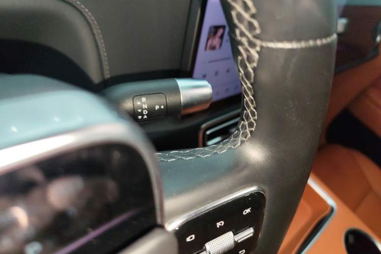 Used Li Auto L8 2023 Pro Model
