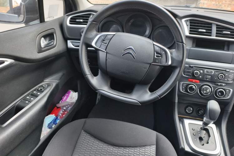 Used Citroen C4L 2013 1.6THP Automatic Enjoyment Edition Steering Wheel
