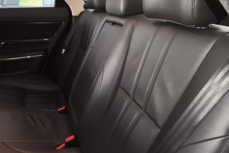 Used Jaguar XJ 2014 XJL 2.0T Two-Wheel-Drive Elegant Business Edition
