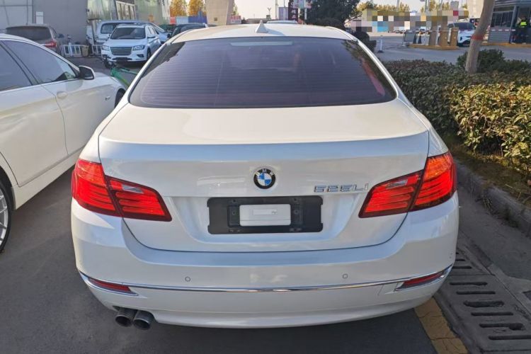 Used BMW 5 Series 2017 525Li Luxury Design Package Exterior 4