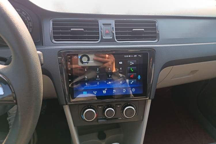 Used Skoda Rapid 2016 1.6L Automatic Front-Wheel Drive Model