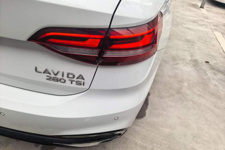 Used Volkswagen Lavida 2023 280TSI DSG Starry Sky Deluxe Edition

