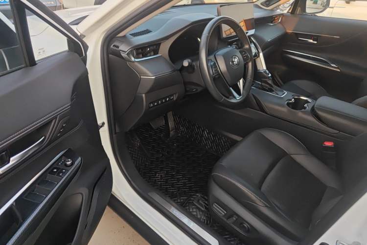 Used Toyota Venza 2022 2.0L CVT Two-Wheel Drive Prestige Edition