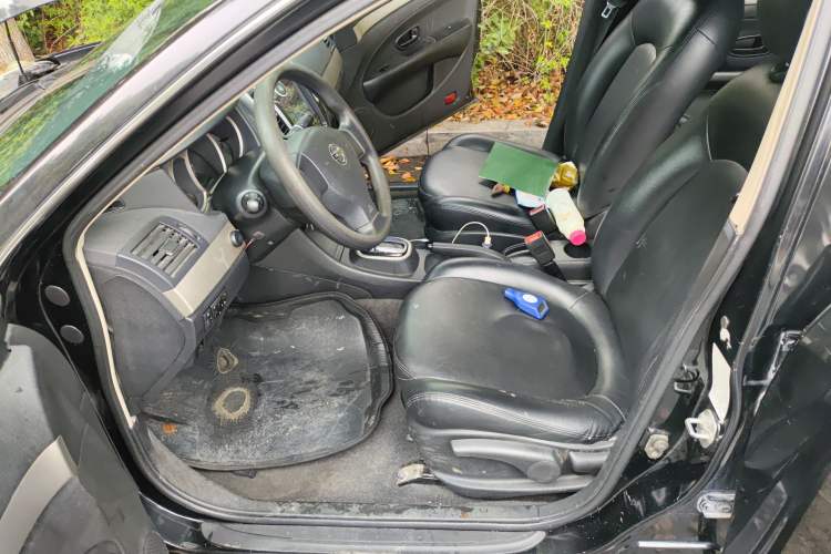 Used Nissan Sylphy 2019 Classic 1.6XE+ CVT Smart Connect Luxury Edition Driver Seat