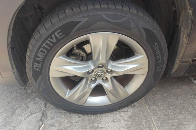 Used Toyota Highlander 2015 2.0T Four-Wheel Drive Luxury Edition 7-Seater