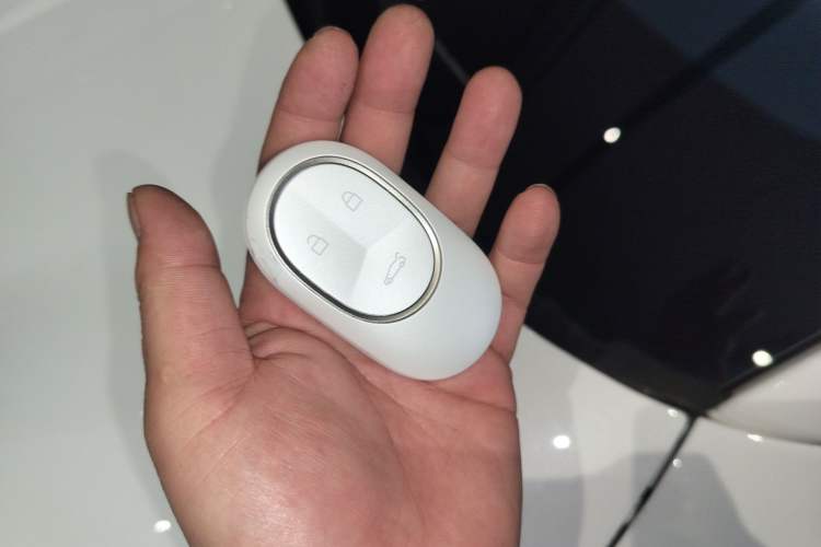 Used Nio ET5 2024 100 kWh Vehicle Key