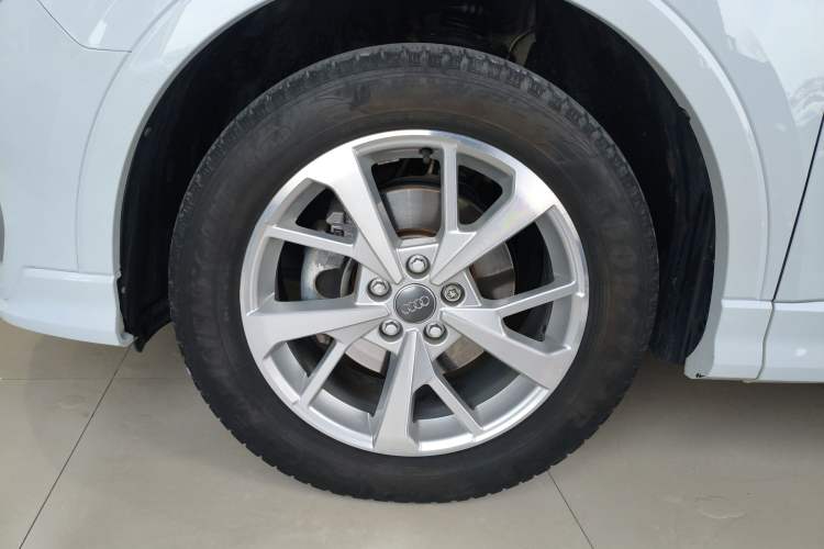 Used Audi Q3 2019 35 TFSI Advanced Dynamic Edition
