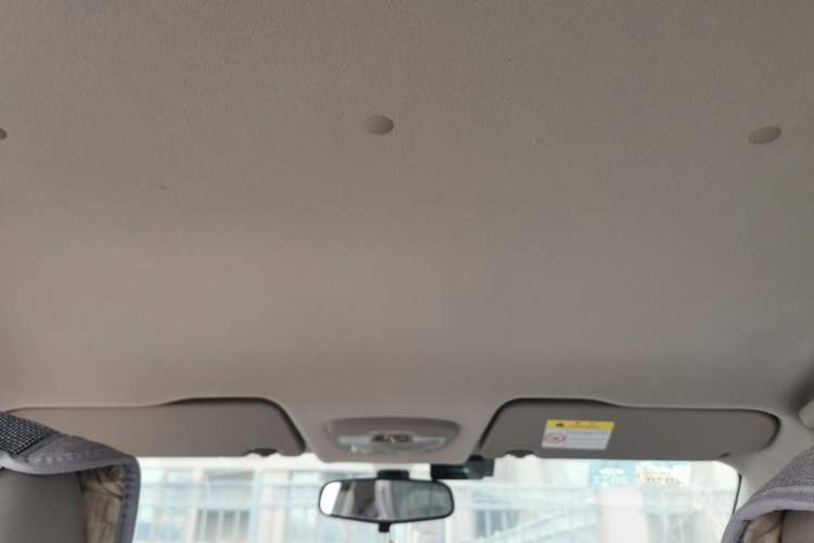 Used Chevrolet Sail 2015 Sail 3 1.3L AMT Ideal Edition Headliner