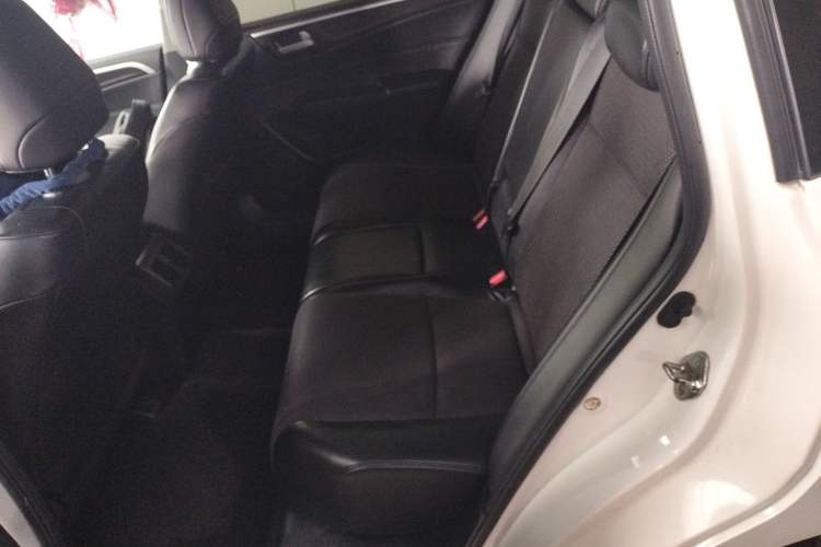 Used Honda Jade 2013 1.8L automatic Comfort version 5 seats