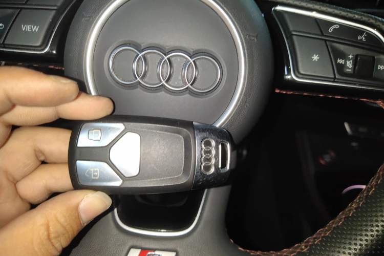 Used Audi S4 2023 S4 3.0TFSI Vehicle Key