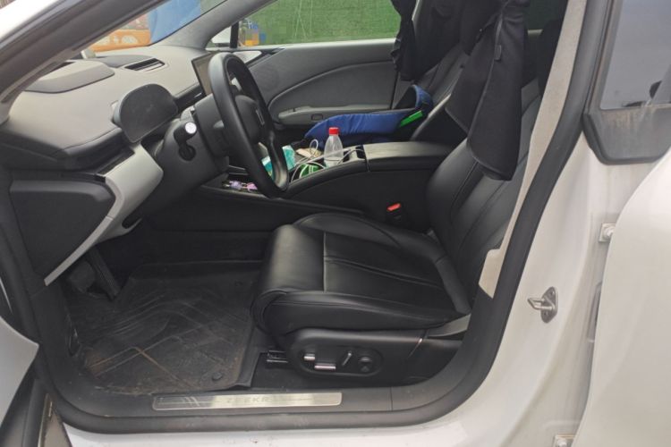 Used Zeekr 007 2024 Rear-Drive Intelligent Driving Version 75 kWh Left Front Seat